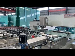 Varias líneas de producción con una fábrica de 4000 metros cuadrados.