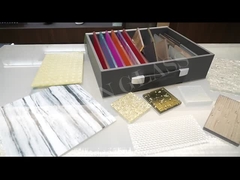 Pared divisoria interior de la ducha de vidrio laminado con gradiente azul helado